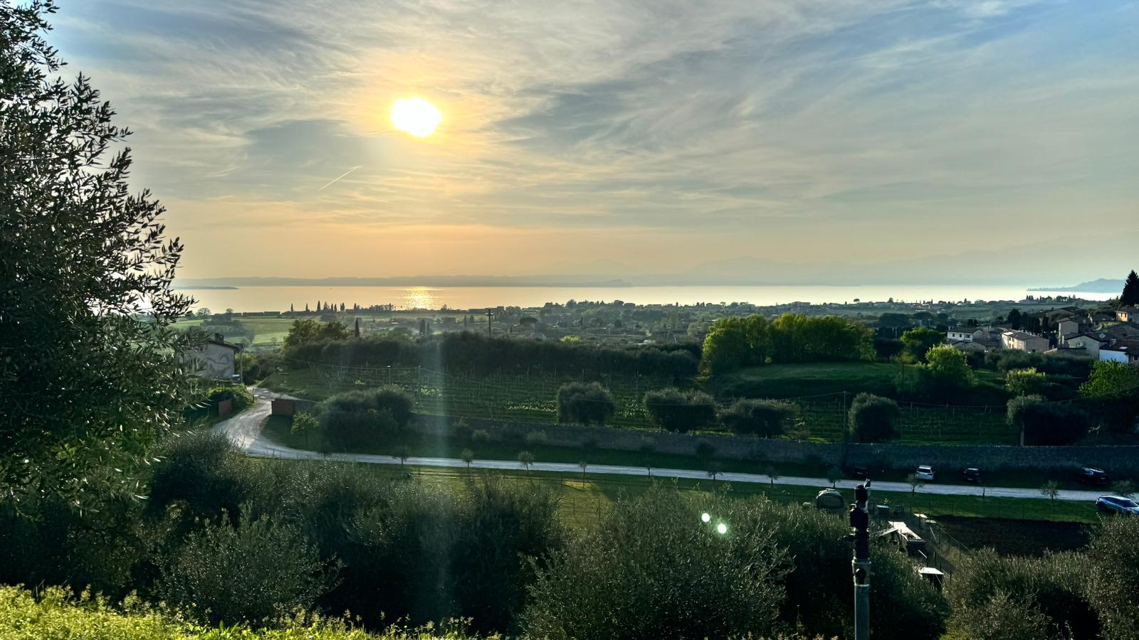 Visita a Bardolino: passeggiata panoramica + La Fraghe e Villa Calicantus - 25 maggio SOLD OUT - immagine 4